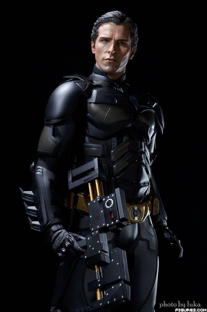 Hot Toys QS001 TDKR Batman - Figures Photo Gallery