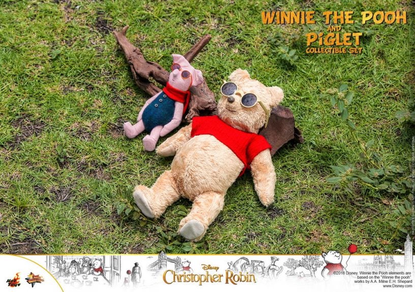 Hot Toys "Christopher Robin" Winnie the Pooh & Piglet Collectible Figures |  Figures.com