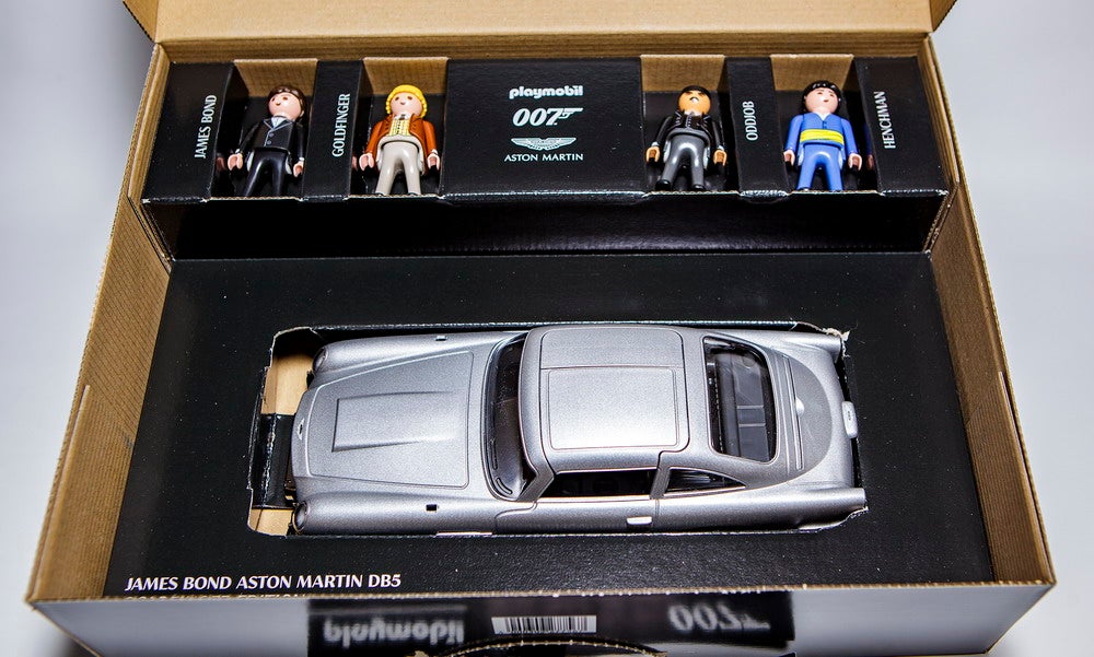 REVIEW: Playmobil 007 Aston Martin | Figures.com