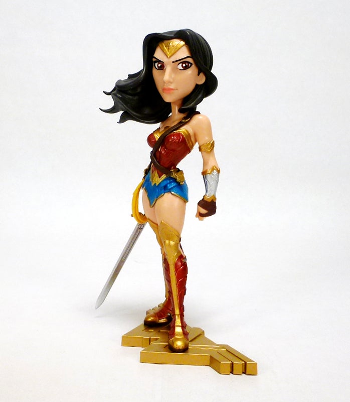 cryptozoic wonder woman statue