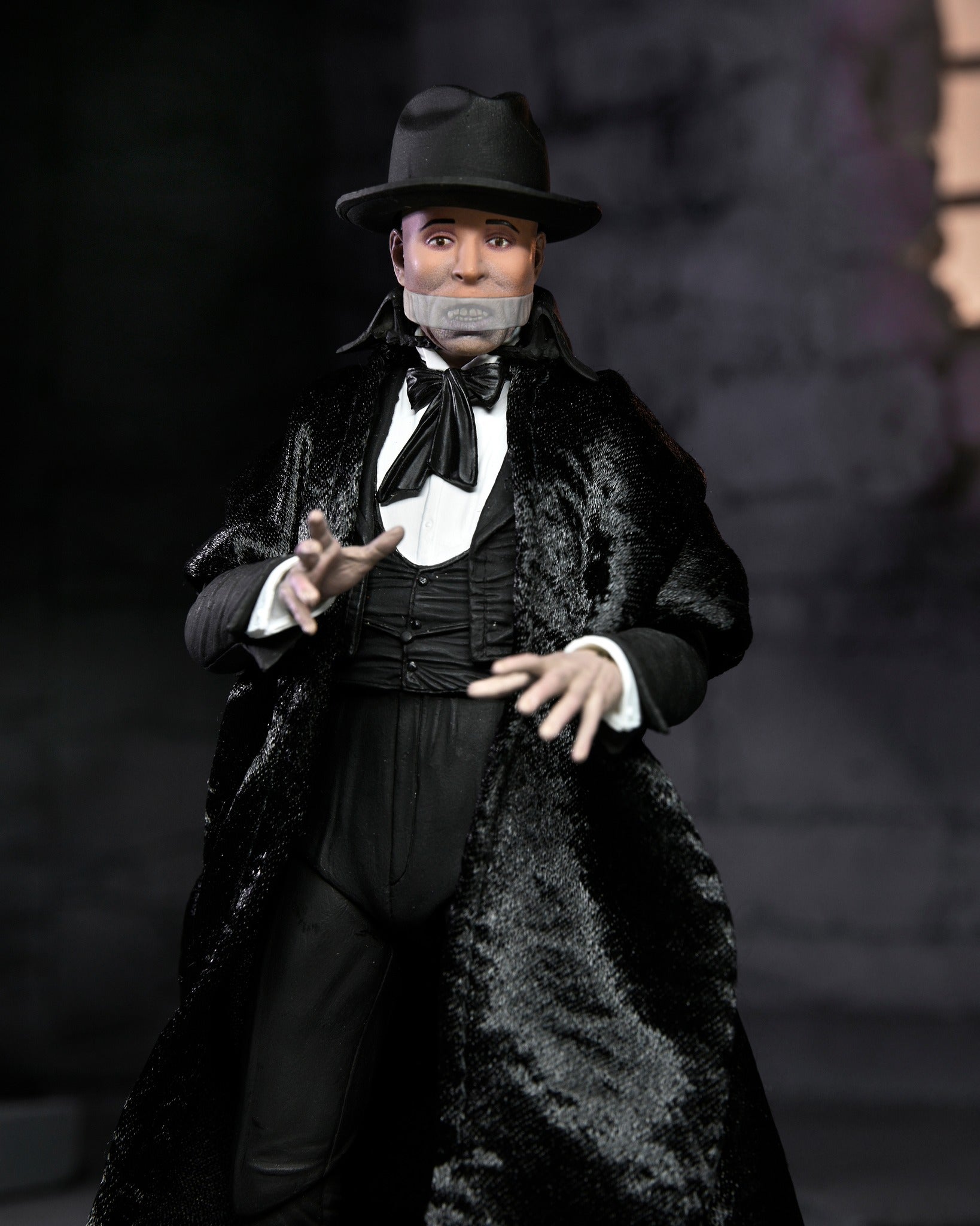 Neca Universal Monsters The Phantom Of The Opera Figures Com